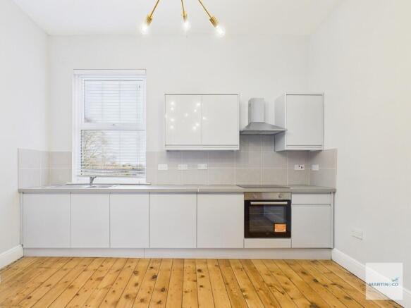 CAM03394G0-PR0402...