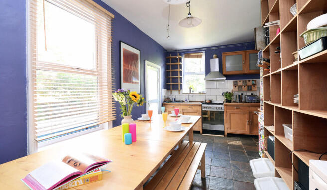 House-1-Kitchen-0...