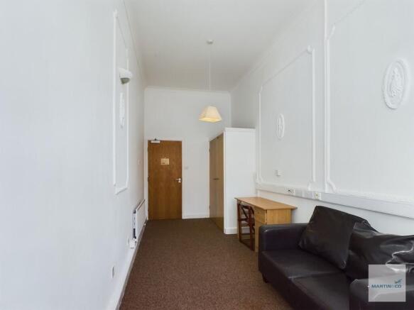 CAM03394G0-PR0062...