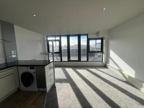 original-863AB36F...