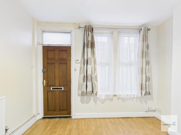 CAM03394G0-PR0395...