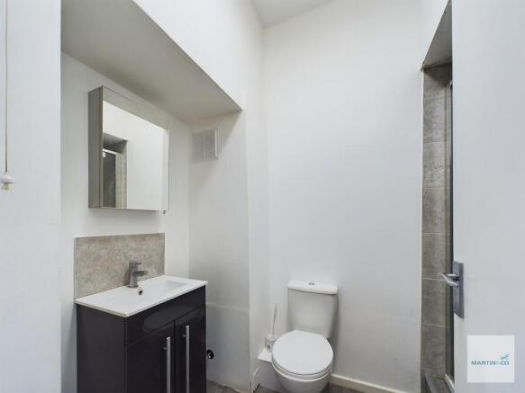 CAM03394G0-PR0069...