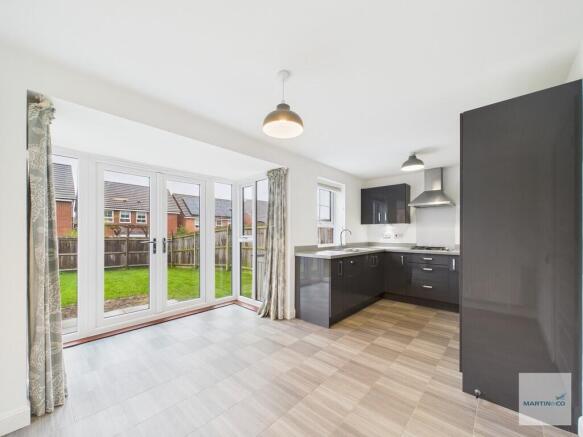 CAM03394G0-PR0412...