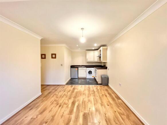 Lounge/Kitchen