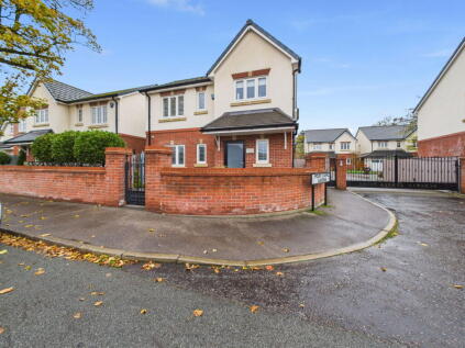 Aughton Park Drive, Aughton L39 5QE