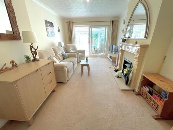 30 Russells Close...