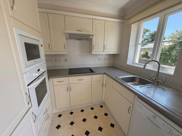 16 Pegasus Court ...