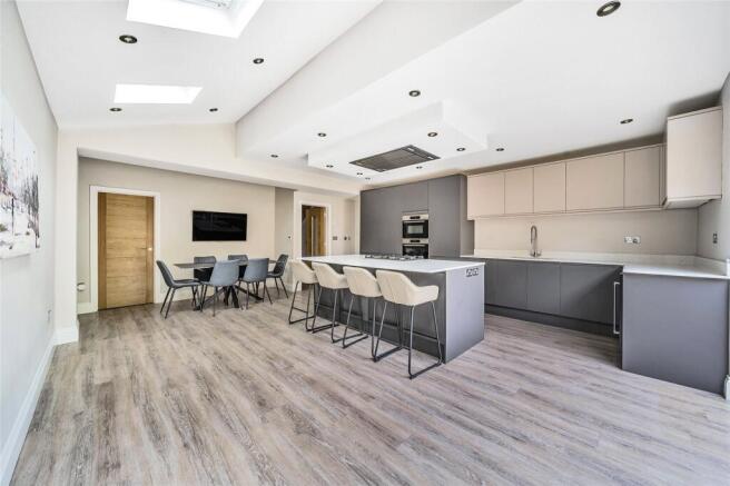 Kitchen/Dining Room