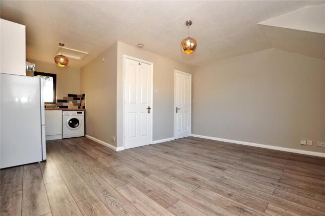 Studio Rom/Kitchen