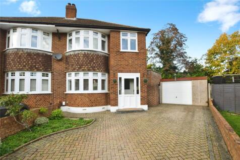 Allyn Close, Staines-upon-Thames, Surrey, TW18