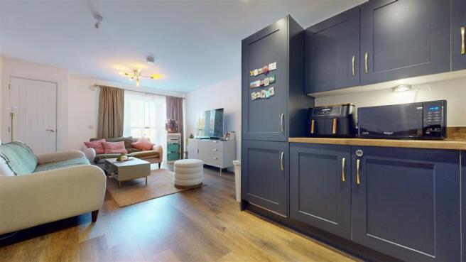 OPEN PLAN KITCHEN/LIVING AREA