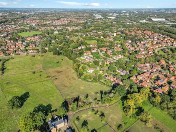 loughton8.jpg
