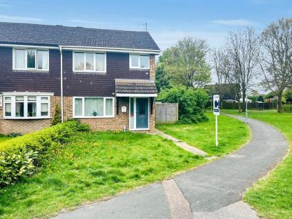 Collins Walk, Newport Pagnell