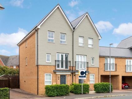 Carmania Circle, Brooklands, Milton Keynes