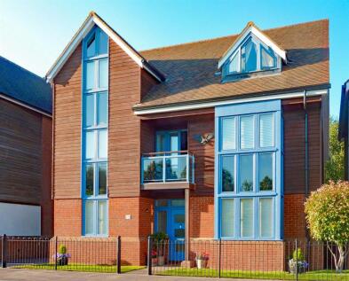 Kingswear Drive, Broughton