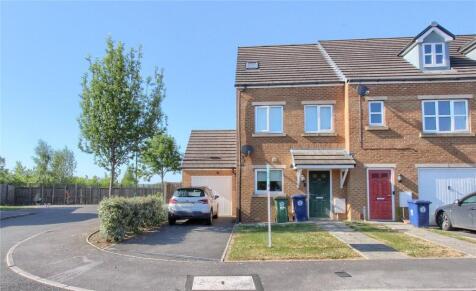 Kel Dennis Close, Eston