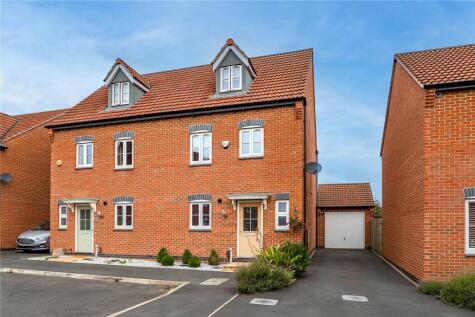 Albert Close, Hucknall, Nottingham, Nottinghamshire, NG15