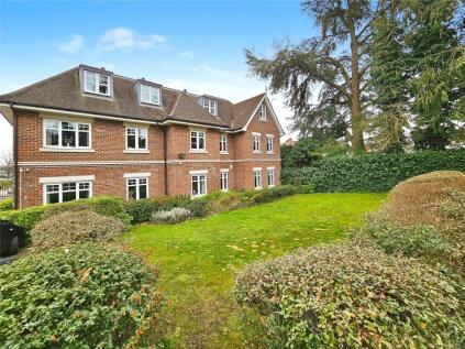 Douglas Court, Fleet Road, Fleet