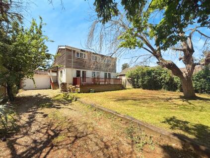 Wintringham Way, Purley on Thames, Reading