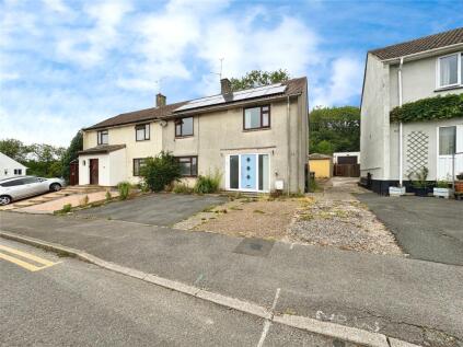 Garston Crescent, Calcot, Reading