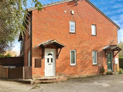 Rushmoor Gardens, Calcot, Reading