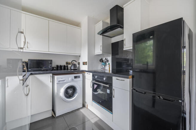 1313651-6-685c17e...