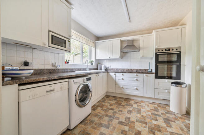 1324597-11-687664...