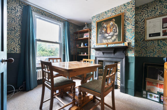 1336397-1-689debd...