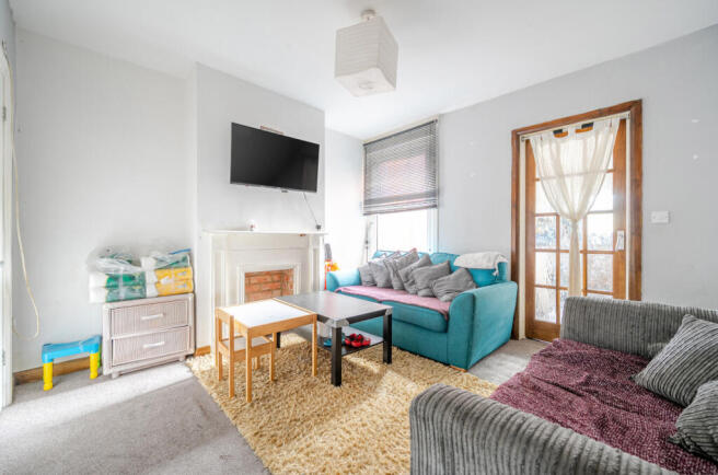 1330544-8-6887918...