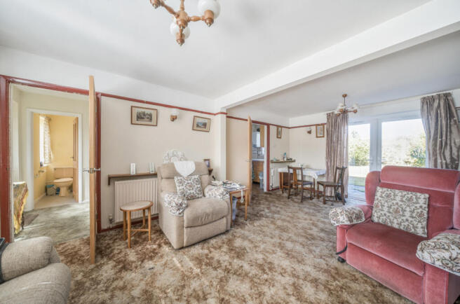 1342909-12-68b976...