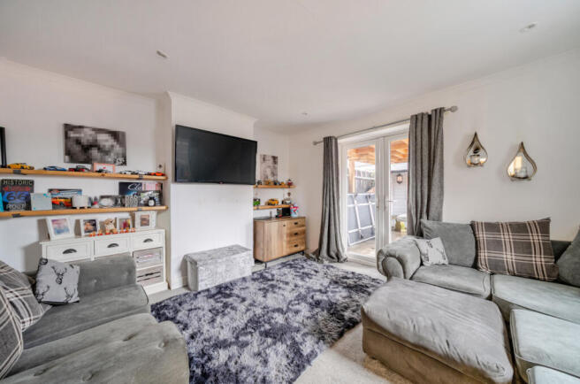 1400910-8-6973442...