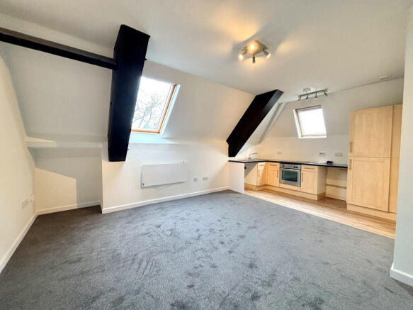 Lounge and open p...