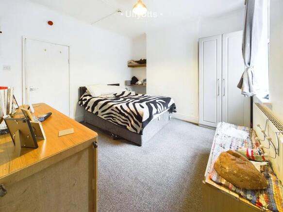 Flat 1 Bedroom 1