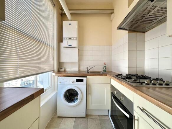 kitchen1.jpg