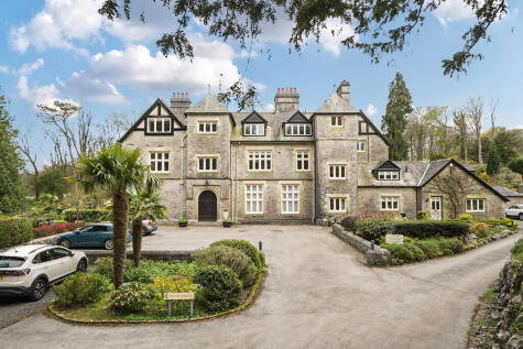7 Hampsfield House, Windermere Road, Grange over Sands, Cumbria, LA11 6JX