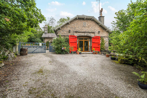 Coach House, Windermere Road, Grange over Sands, Cumbria, LA11 6EX