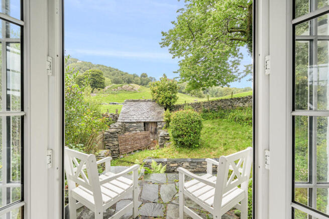 Views to open cou...