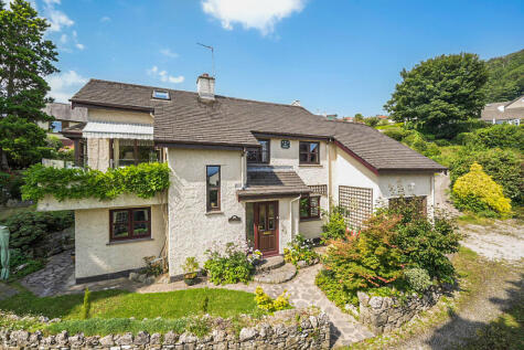 Pettitoes, Cragg Drive, Grange over Sands, LA11 6BH