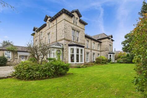 11 Abbotsford House, Kentsford Road, Grange-over-Sands, Cumbria, LA11 7AP