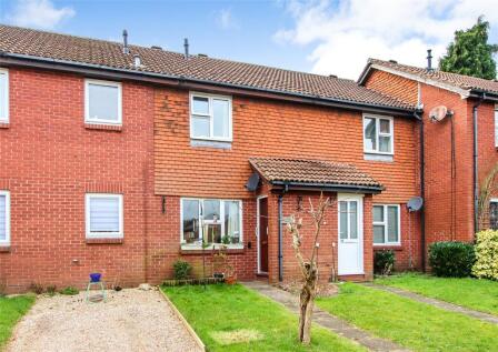 Fennel Gardens, Lymington, Hampshire, SO41