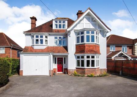 Southampton Road, Lymington, Hampshire, SO41