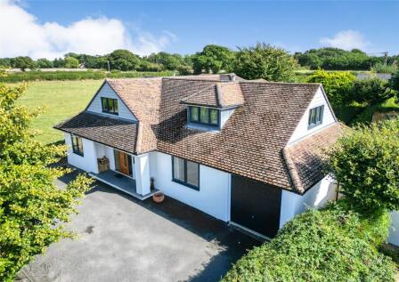 Northover Road, Pennington, Lymington, SO41