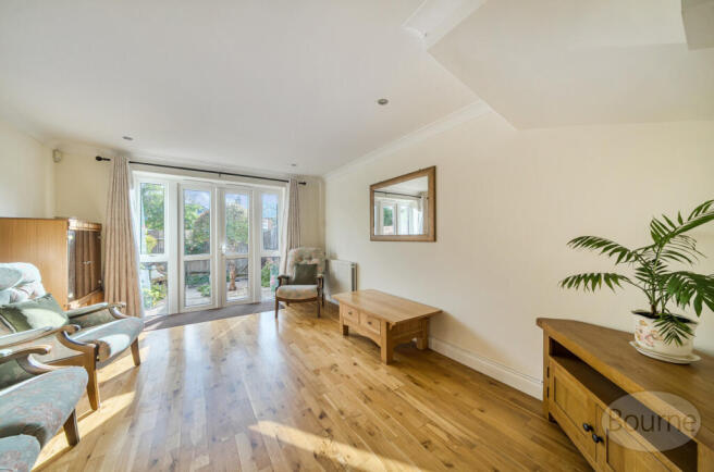 ef58ef77-c3a1-4e3...