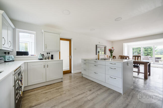 b6ce83c8-bc9c-410...