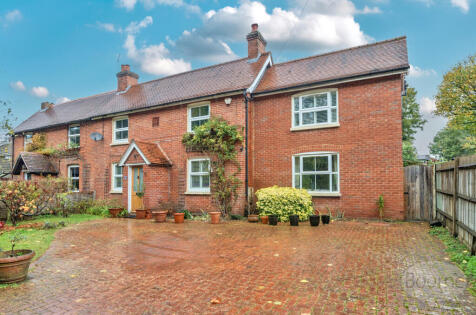 Liphook Road, Whitehill, Hampshire, GU35