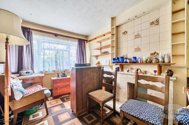 19090379-8bfa-47d...