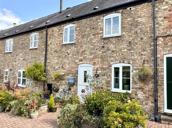 Easenby Close front.jpg