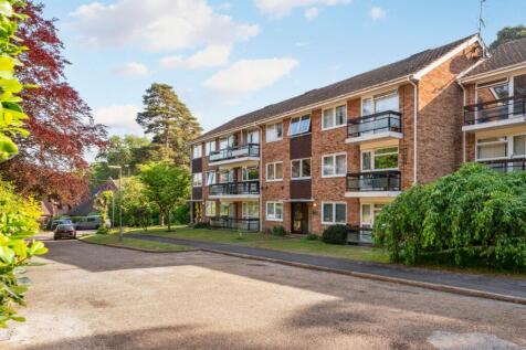 Hillbrook Gardens, Weybridge, KT13