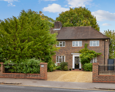 Oatlands Drive, Weybridge, KT13