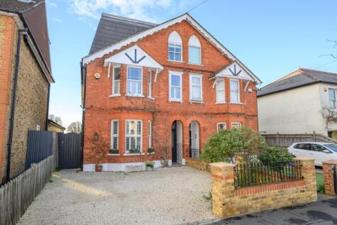 Kings Road, Walton-on-Thames, KT12
